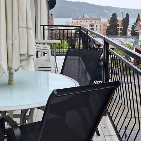 Apartments Lena Herceg Novi Exterior photo